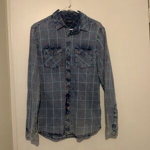Guess Washed Out Button Down Size Smalll